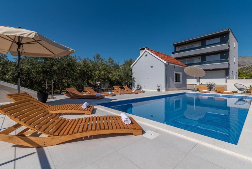 Villa Dalmata Trogir Exterior photo